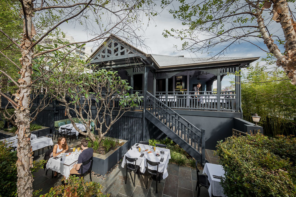 Spicers Balfour old Queensland building people dining outdoors in gardens