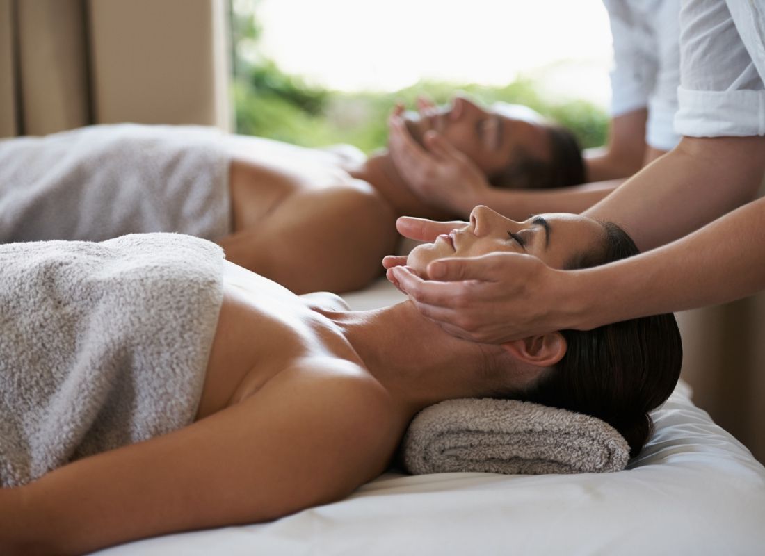 Couples spa treatment at Spa Anise